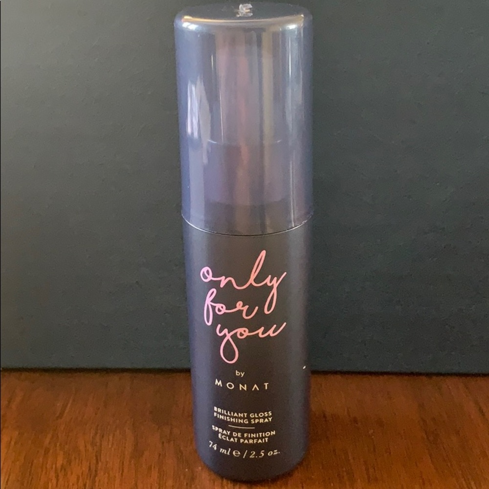 Monat Hair Care Brilliant Gloss Finishing Spray